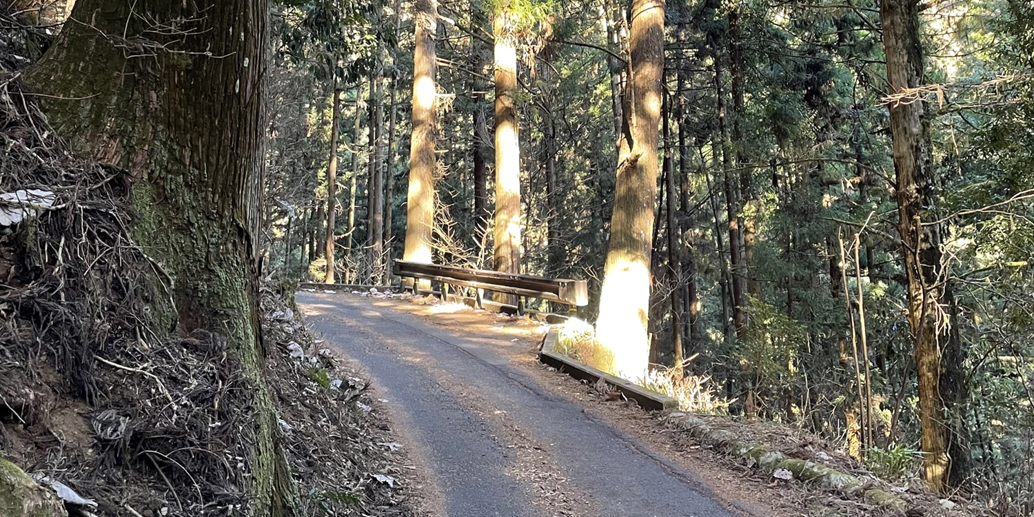 日の出山表参道