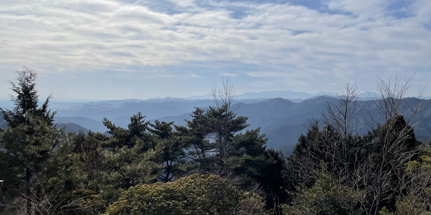 日の出山山頂01